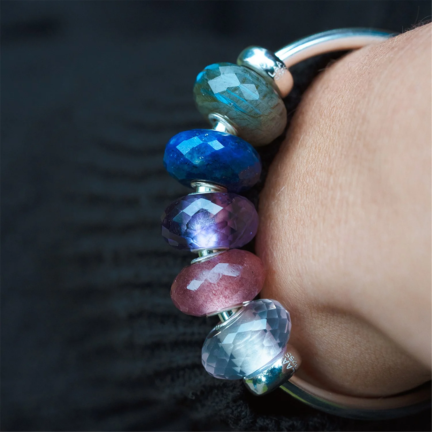 Labradorite - Image 14